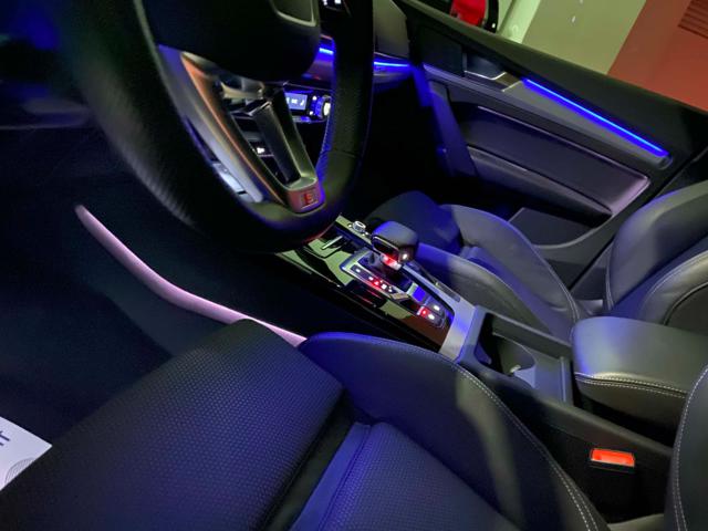 AUDI Q5 usata, con Sensori di parcheggio anteriori