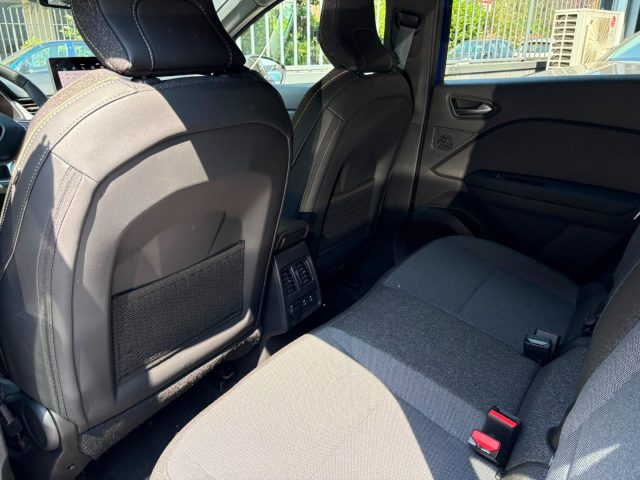 RENAULT Captur usata, con Volante in pelle