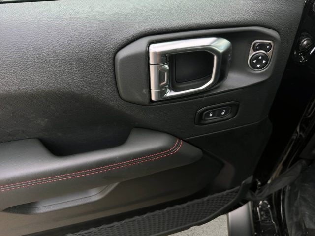 JEEP Wrangler usata, con Servosterzo