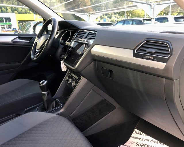 VOLKSWAGEN Tiguan usata, con Autoradio digitale