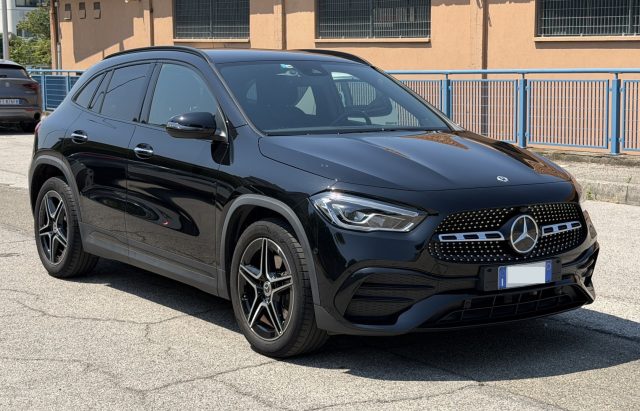 MERCEDES-BENZ GLA 200 usata, con Filtro antiparticolato