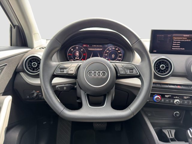 AUDI Q2 usata 12