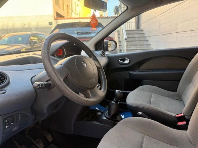 RENAULT Twingo usata, con Chiusura centralizzata