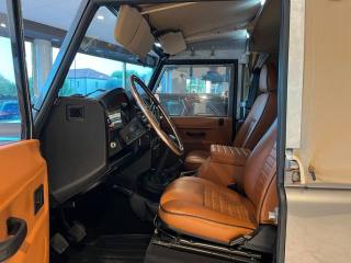 LAND ROVER Defender usata, con Climatizzatore