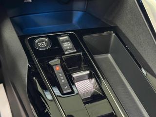 PEUGEOT 3008 usata, con Telecamera per parcheggio assistito