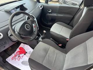 RENAULT Grand Modus usata, con Chiusura centralizzata