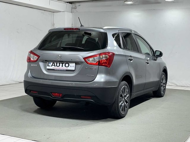 SUZUKI S-Cross usata, con Autoradio