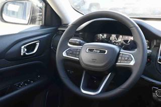 JEEP Compass usata, con Volante in pelle