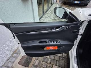 MASERATI Ghibli usata, con Autoradio