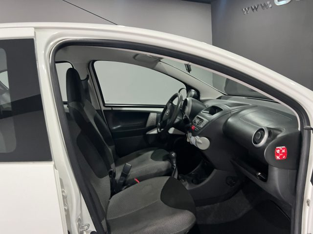 TOYOTA Aygo usata, con Climatizzatore