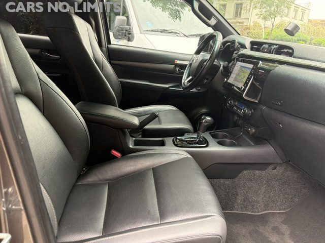 TOYOTA Hilux usata 23