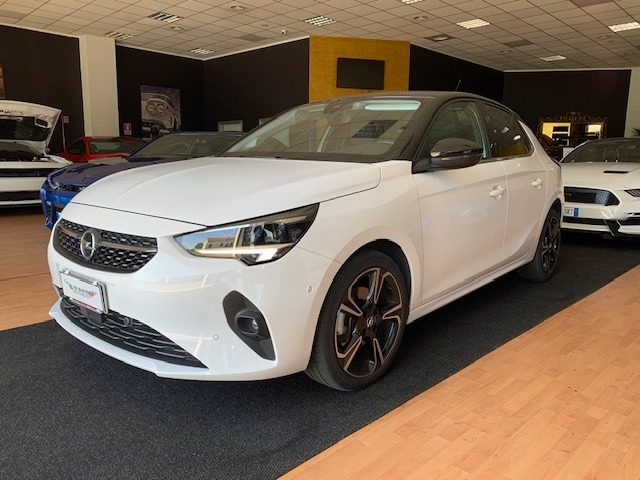 OPEL Corsa usata, con Airbag