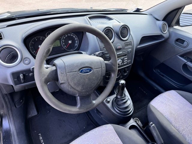FORD Fiesta usata, con Sedile posteriore sdoppiato