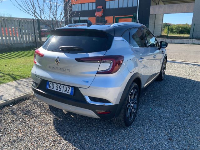 RENAULT Captur usata, con Autoradio
