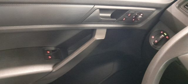 VOLKSWAGEN Caddy usata 12