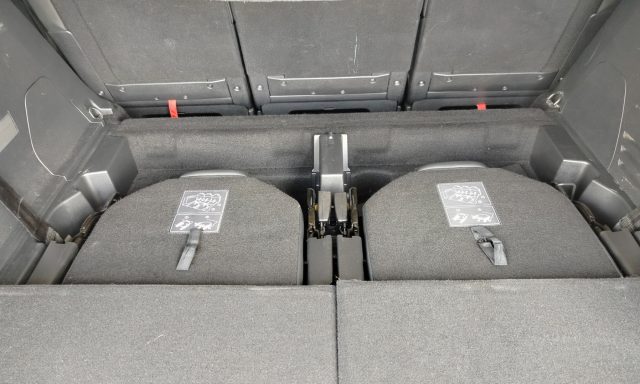 PEUGEOT 5008 usata, con Airbag testa