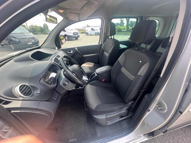 RENAULT Kangoo usata, con Bracciolo