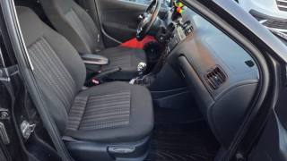 VOLKSWAGEN Polo usata, con Autoradio