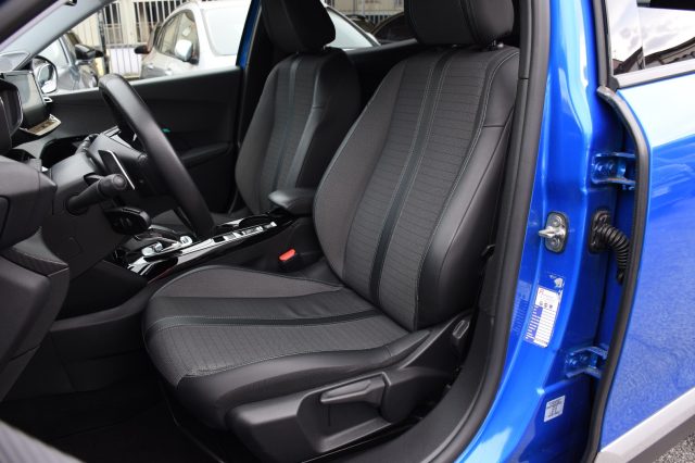 PEUGEOT 2008 usata, con Autoradio