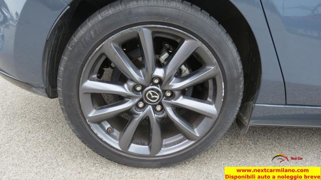 MAZDA 3 usata, con Fendinebbia