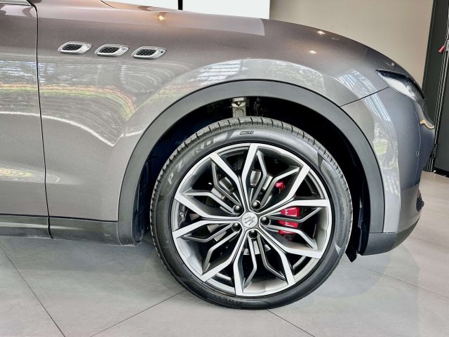 MASERATI Levante usata, con Alzacristalli elettrici