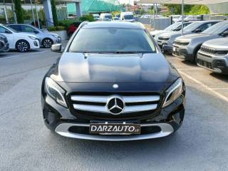 MERCEDES-BENZ GLA 200 usata, con Airbag