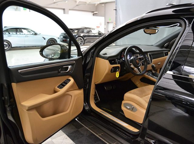 PORSCHE Macan usata, con Airbag