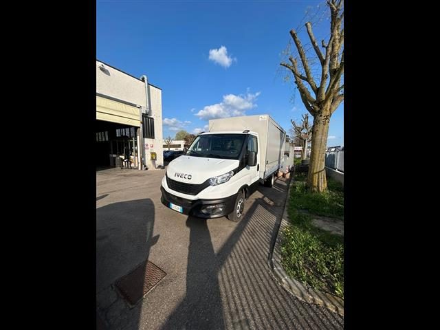 IVECO Daily usata 1