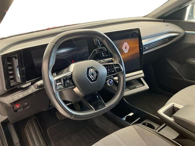 RENAULT Megane usata, con Controllo automatico clima