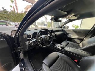 MERCEDES-BENZ A 180 usata, con Frenata d