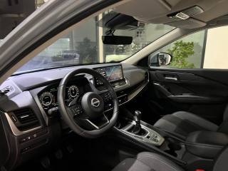 NISSAN Qashqai usata, con Luci diurne LED