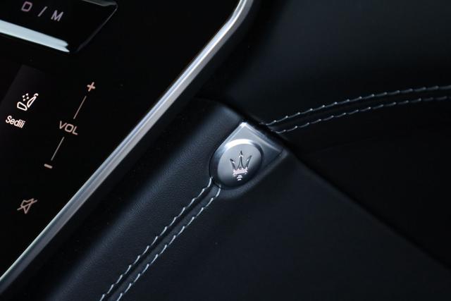 MASERATI Grecale usata, con Leve al volante