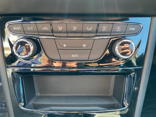 OPEL Astra usata, con USB