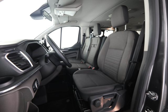 FORD Tourneo Custom usata 2