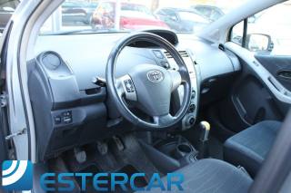 TOYOTA Yaris usata, con Airbag laterali