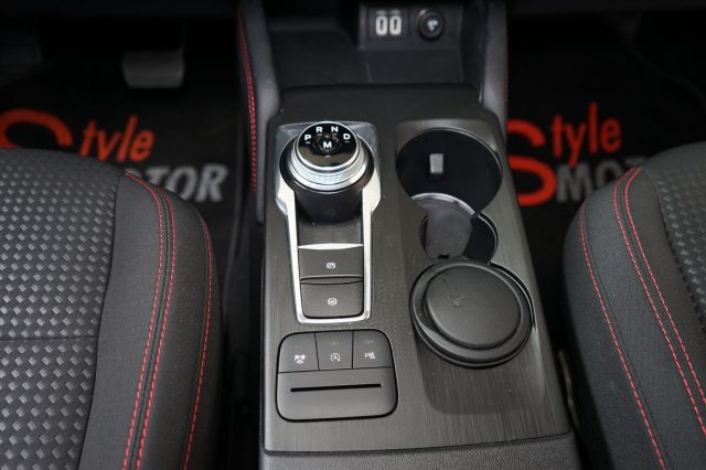 FORD Kuga usata, con Cerchi in lega