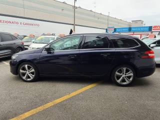 PEUGEOT 308 usata, con Autoradio