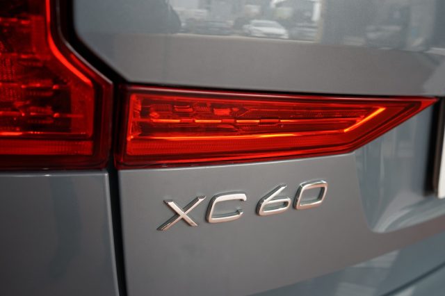 VOLVO XC60 usata, con Luci diurne LED
