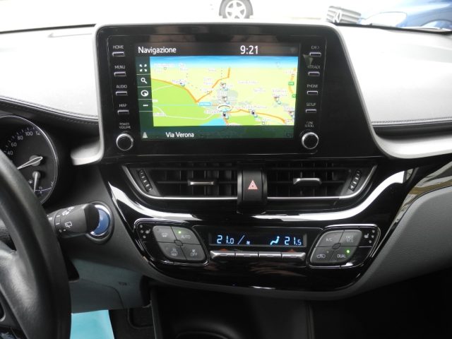 TOYOTA C-HR usata, con MP3
