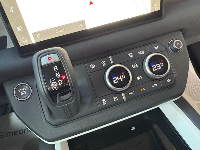 LAND ROVER Defender usata, con Trazione integrale
