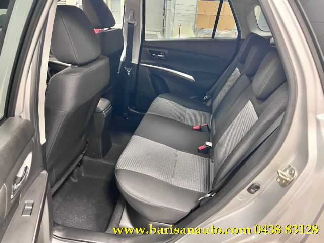 SUZUKI S-Cross usata, con Autoradio