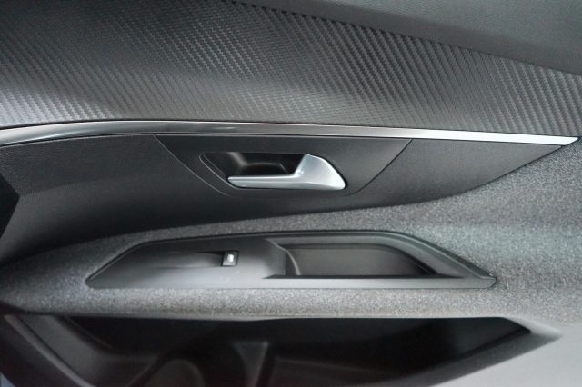 PEUGEOT 3008 usata, con Sistema di chiamata d