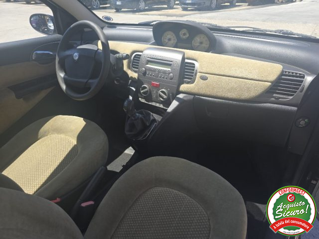 LANCIA Ypsilon usata, con Servosterzo