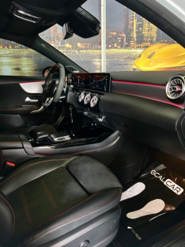 MERCEDES-BENZ A 45 AMG usata, con Specchietto retrovisore con funzione antiabbagliamento