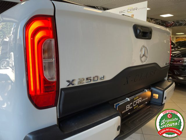MERCEDES-BENZ X 250 usata, con Luci diurne LED