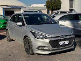 HYUNDAI i20 usata, con Airbag laterali