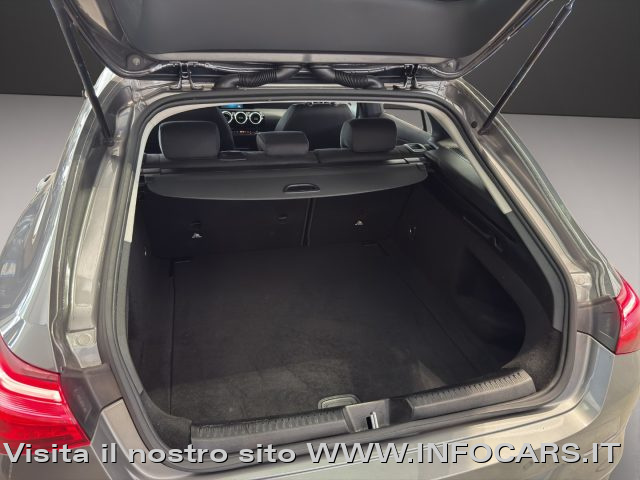 MERCEDES-BENZ CLA 200 usata, con Autoradio digitale