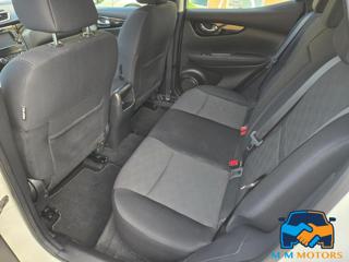 NISSAN Qashqai usata, con Sedile posteriore sdoppiato