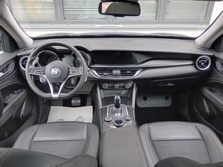 ALFA ROMEO Stelvio usata, con Controllo automatico clima