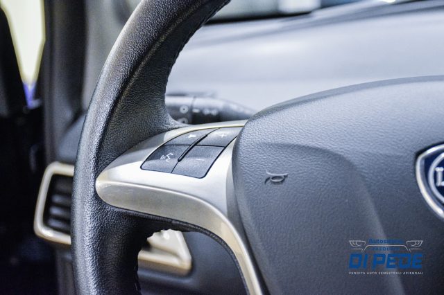 LANCIA Ypsilon usata, con Luci diurne LED